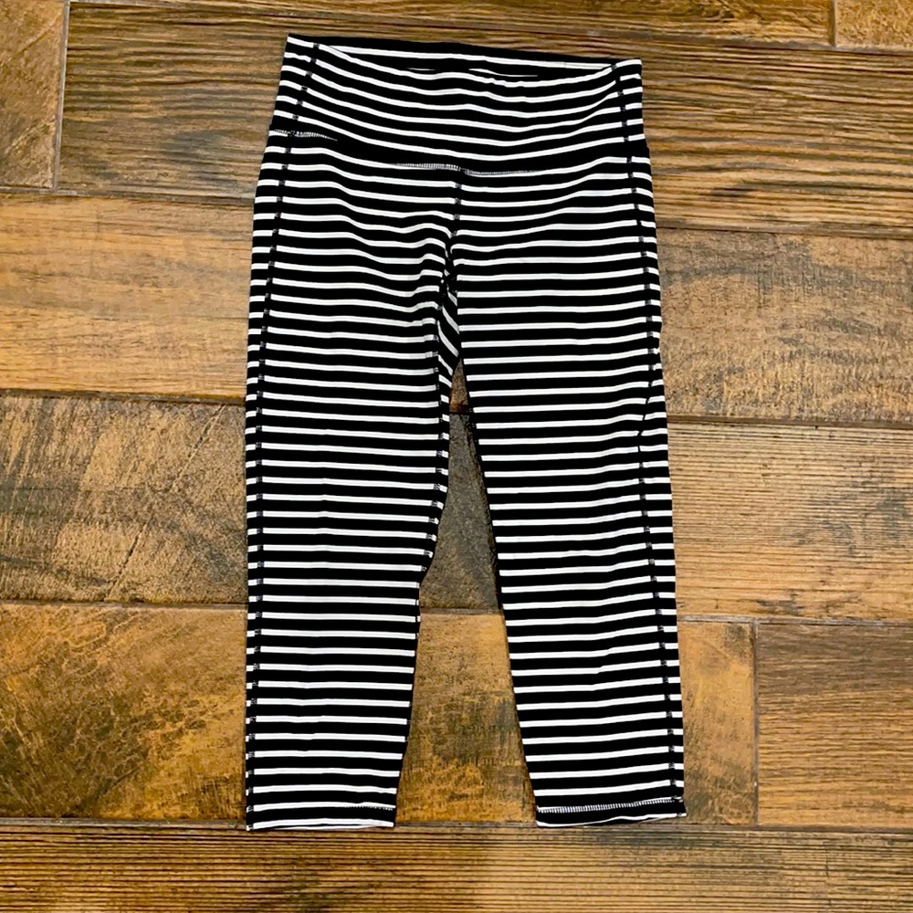 Athleta Black & White Striped Cropped Leggings